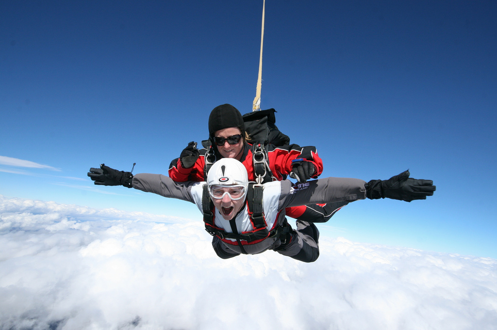 image of two people Skydiving