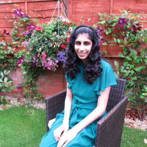 Madiha looking beautiful in her green jumpsuit